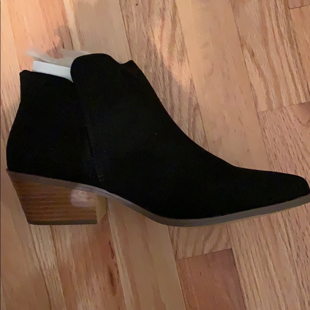 Justfab black suede Chelsea boot